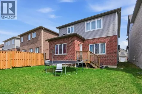 125 Tumblewood Place Welland ON L3B 0J3