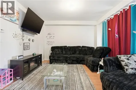 125 Tumblewood Place Welland ON L3B 0J3