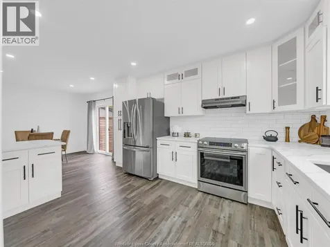 1219 Elsmere Avenue Windsor ON N9A 2B1