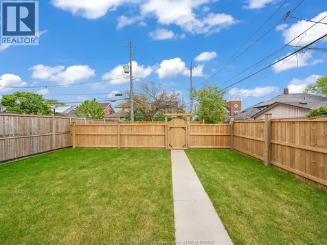 1219 Elsmere Avenue Windsor ON N9A 2B1