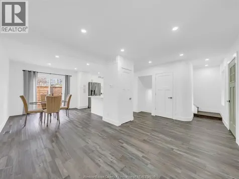 1219 Elsmere Avenue Windsor ON N9A 2B1