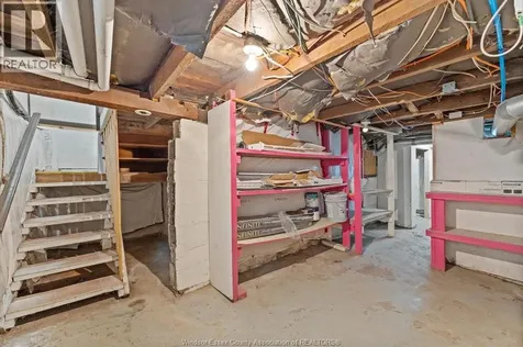 414 Parent Avenue Windsor ON N9A 2C1