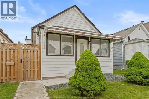 414 Parent Avenue Windsor ON N9A 2C1