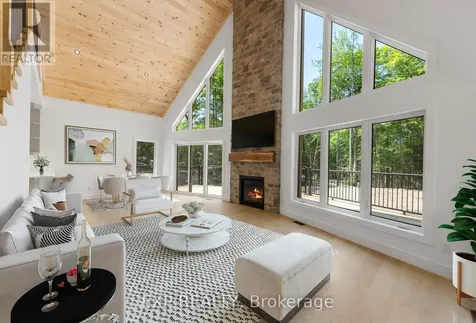 743 Lakewoods Drive Madawaska Valley ON K0J 1B0