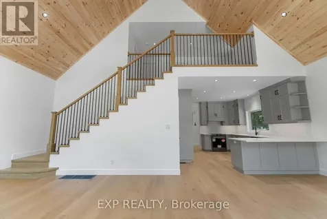 743 Lakewoods Drive Madawaska Valley ON K0J 1B0