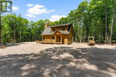743 Lakewoods Drive Madawaska Valley ON K0J 1B0