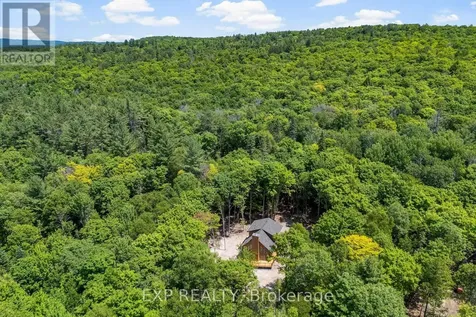 743 Lakewoods Drive Madawaska Valley ON K0J 1B0