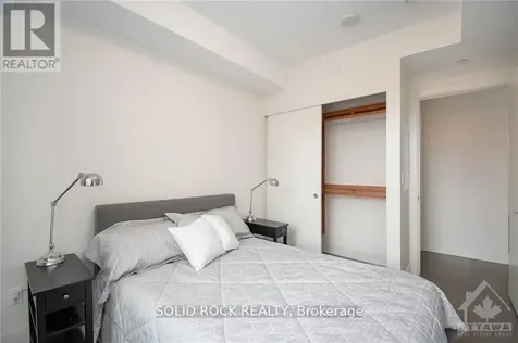 255 Bay Street Ottawa ON K1R 5Z4