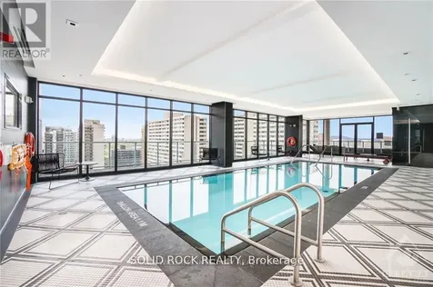 255 Bay Street Ottawa ON K1R 5Z4