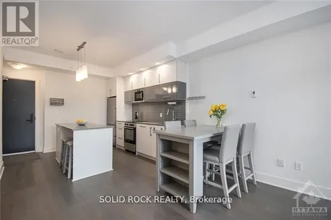 255 Bay Street Ottawa ON K1R 5Z4
