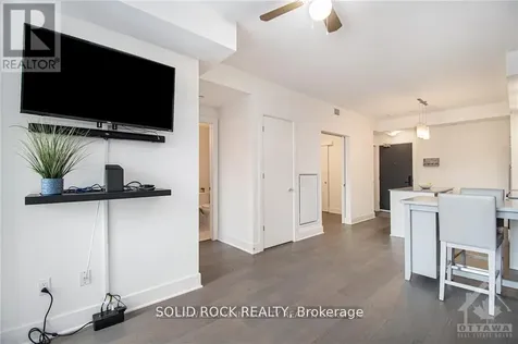 255 Bay Street Ottawa ON K1R 5Z4
