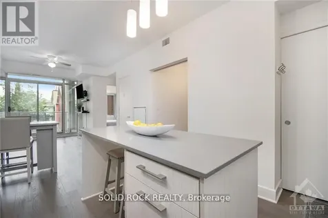 255 Bay Street Ottawa ON K1R 5Z4