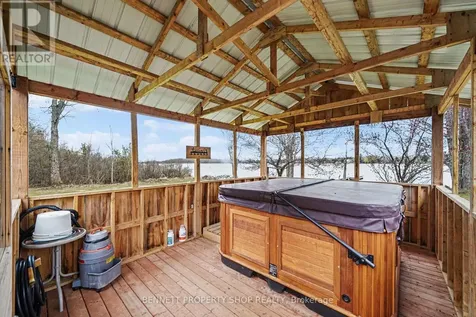 60 Corktown Lane Merrickville-wolford ON K0G 1N0