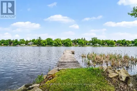60 Corktown Lane Merrickville-wolford ON K0G 1N0