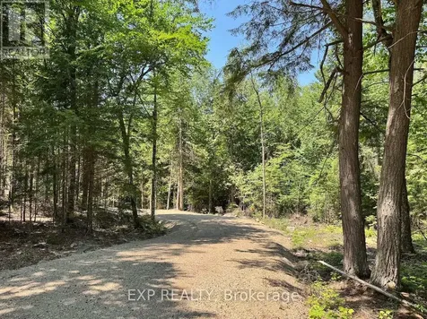 Lot 14 Lakewoods Drive Madawaska Valley ON K0J 1B0