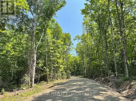 Lot 17 Lakewoods Drive Madawaska Valley ON K0J 1B0