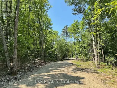 Lot 17 Lakewoods Drive Madawaska Valley ON K0J 1B0