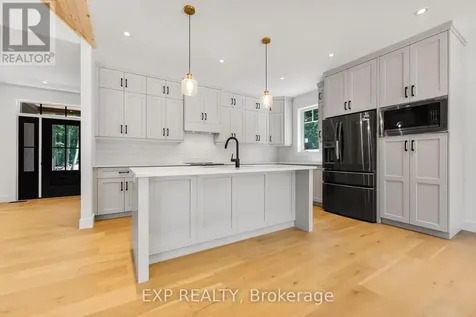 747 Lakewoods Drive Madawaska Valley ON K0J 1B0