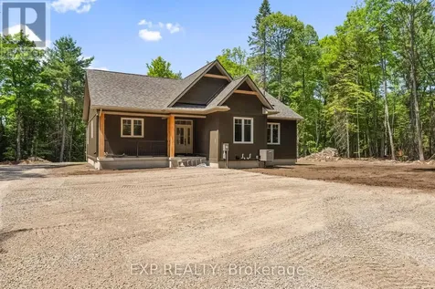 747 Lakewoods Drive Madawaska Valley ON K0J 1B0
