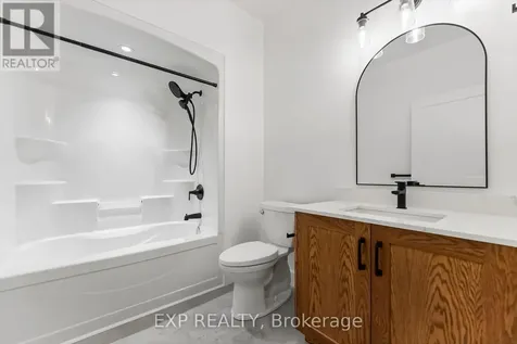 747 Lakewoods Drive Madawaska Valley ON K0J 1B0