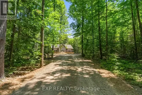 747 Lakewoods Drive Madawaska Valley ON K0J 1B0