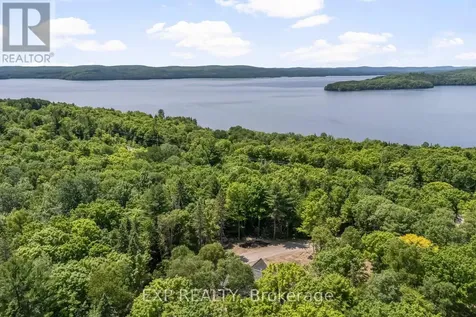 747 Lakewoods Drive Madawaska Valley ON K0J 1B0