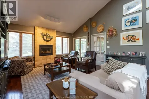 30 Cramar Crescent Chatham ON N7M 6G3
