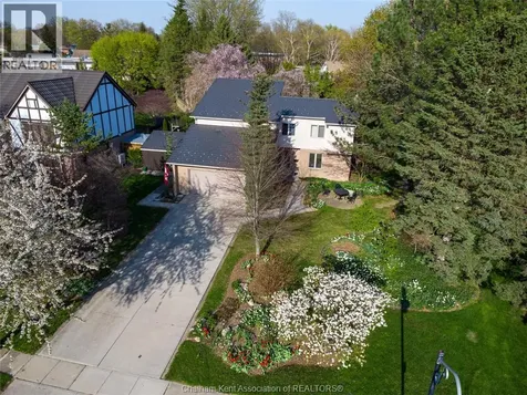 30 Cramar Crescent Chatham ON N7M 6G3