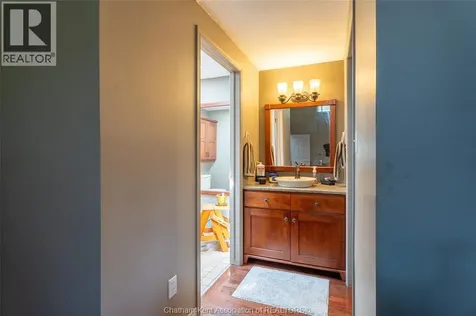 30 Cramar Crescent Chatham ON N7M 6G3