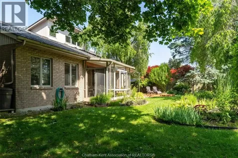 30 Cramar Crescent Chatham ON N7M 6G3
