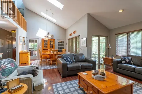 30 Cramar Crescent Chatham ON N7M 6G3