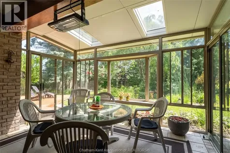 30 Cramar Crescent Chatham ON N7M 6G3