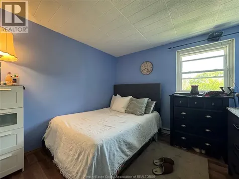 6647 Thornberry Crescent Windsor ON N8T 3A6