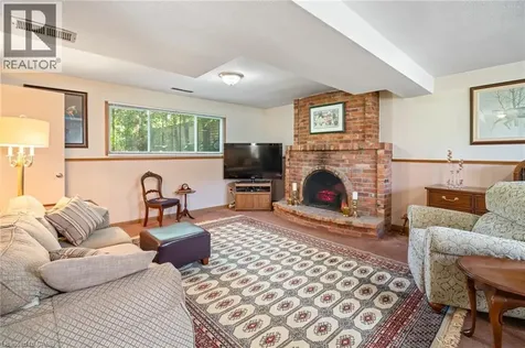 225 Anne Street Niagara-on-the-lake ON L0S 1J0