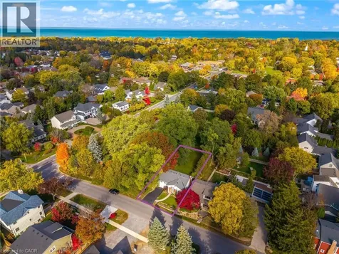 225 Anne Street Niagara-on-the-lake ON L0S 1J0