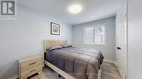 37 Abbey Road Orangeville ON L9W 5E3