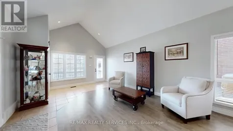 37 Abbey Road Orangeville ON L9W 5E3