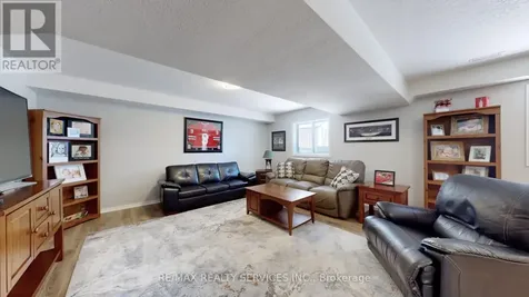 37 Abbey Road Orangeville ON L9W 5E3