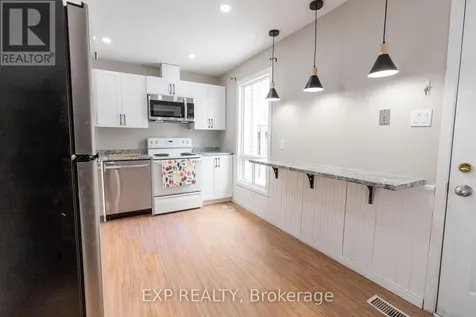 1294 Cahill Drive Ottawa ON K1V 9R1