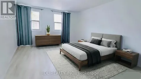 431 Keats Way Waterloo ON N2L 5S7