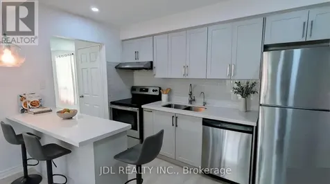 431 Keats Way Waterloo ON N2L 5S7