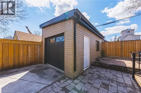 68 Vansitmart Avenue Hamilton ON L8H 3A5