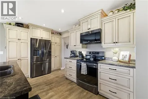 890 Perkin Crescent Listowel ON N4W 3R8