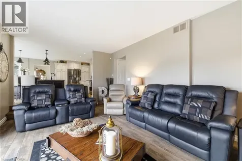 890 Perkin Crescent Listowel ON N4W 3R8