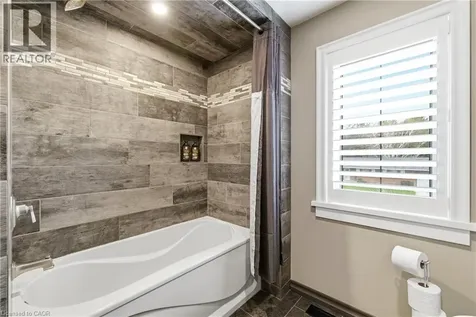 890 Perkin Crescent Listowel ON N4W 3R8
