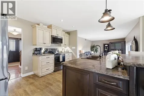 890 Perkin Crescent Listowel ON N4W 3R8