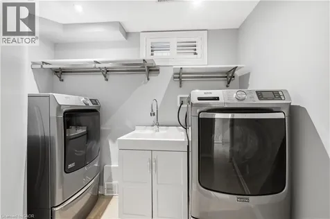 199 Hunter Street West Hamilton ON L8P 1R7