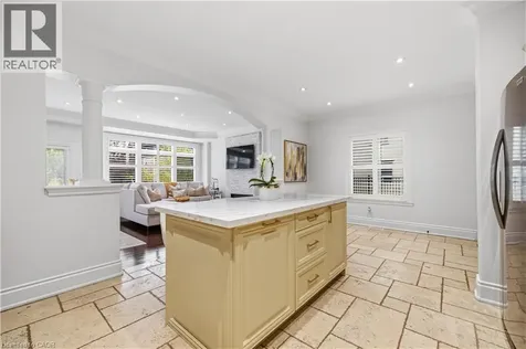 199 Hunter Street West Hamilton ON L8P 1R7