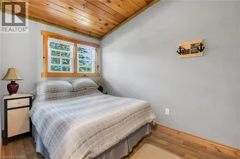 803 Sandy Bay Road Dunnville ON N1A 2W6
