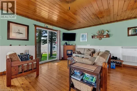 803 Sandy Bay Road Dunnville ON N1A 2W6